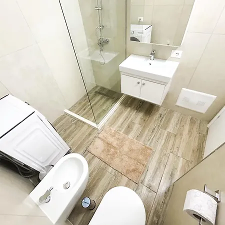 Magical 1063 * Golem (Tirana)